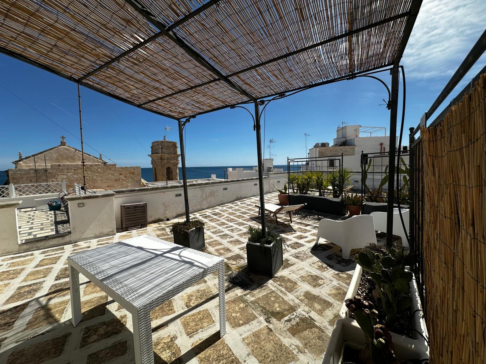 Casa Vacanze San Salvatore Centro Storico Monopoli Exterior foto